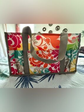 Thirty-One Keep It Caddy small Utility Tote Bag - Island Damask RETIRED